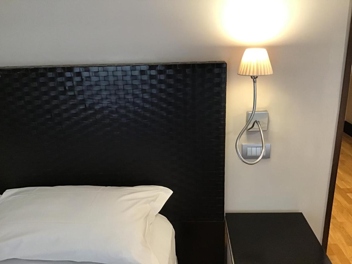 Mh Design Hotel Neapel Exterior foto